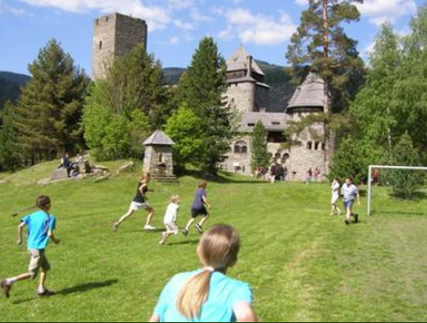 spielende Kinder